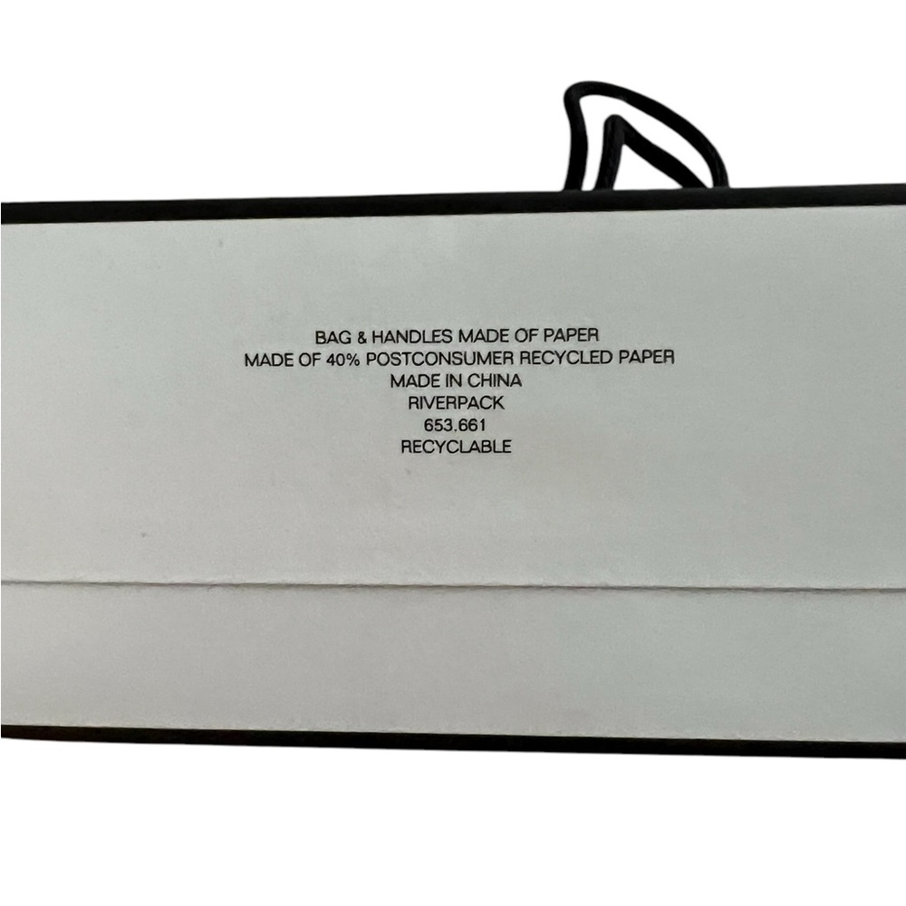 Chanel White Recyclable Shopping Gift Bag with Logo - Picture 5 of 8